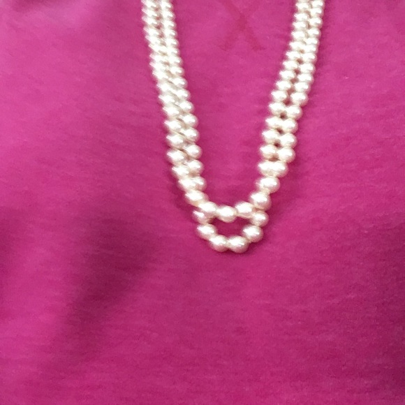 26 in Majorca pearl necklace. - Picture 2 of 4